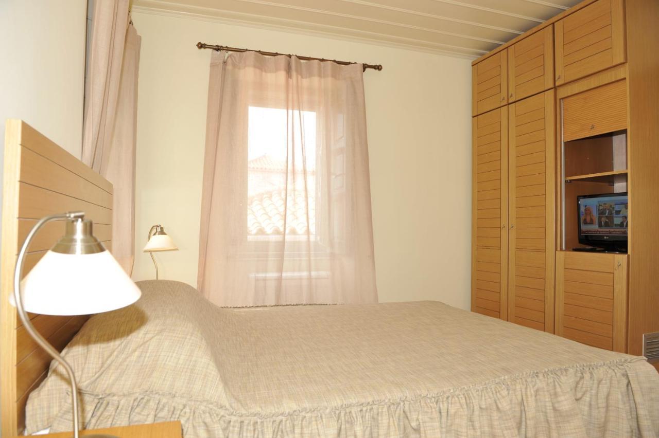Gaia Accomodation Hydras Bagian luar foto